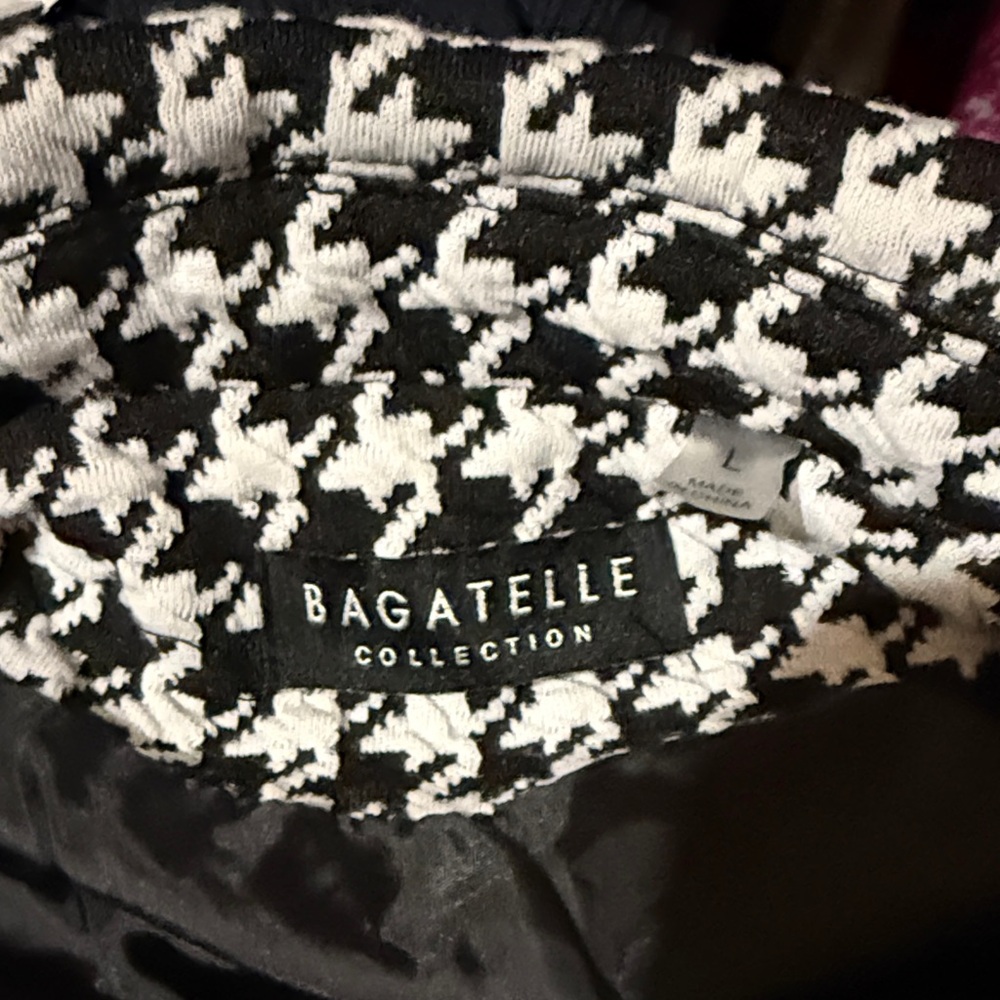 Chic Houndstooth Double-Breasted Blazer NWT - image 4